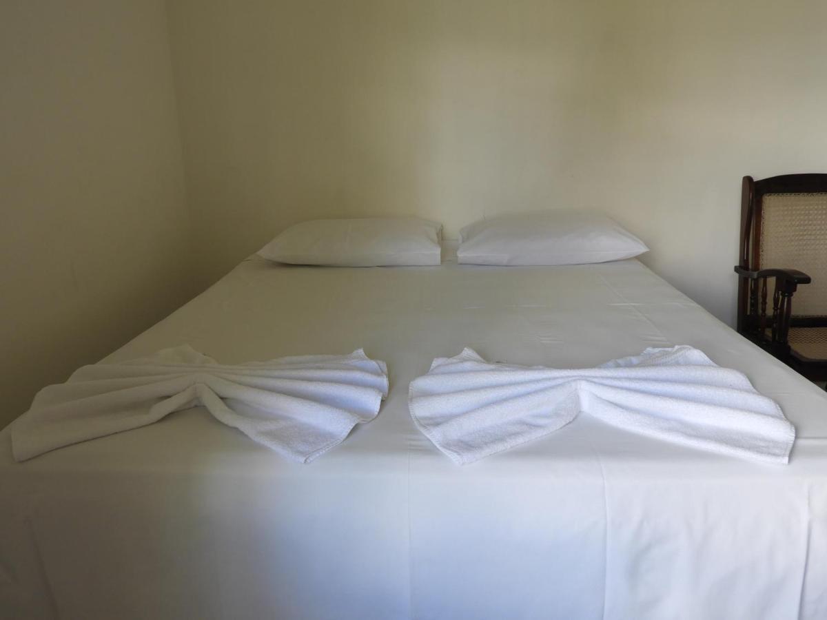 Quarto Duplo com Banheiro Compartilhado